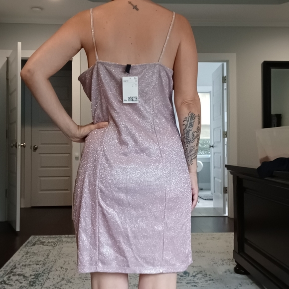 H&M Divided super sparkly dress. - Picture 3 of 9